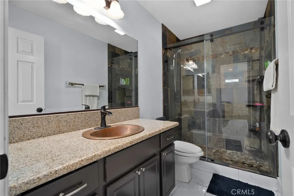 3231 Hannover Street, Corona, California 92882 home-pic-32